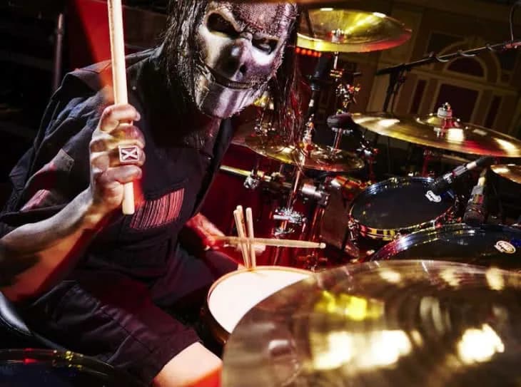 Kto jest perkusistą w zespole Slipknot? Informacje o członku zespołu