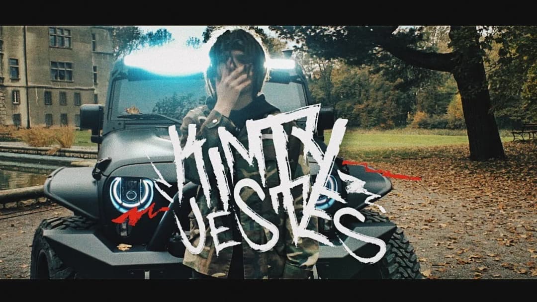 Kim ty jesteś Young Multi - poznaj oficjalny tekst kultowej piosenki