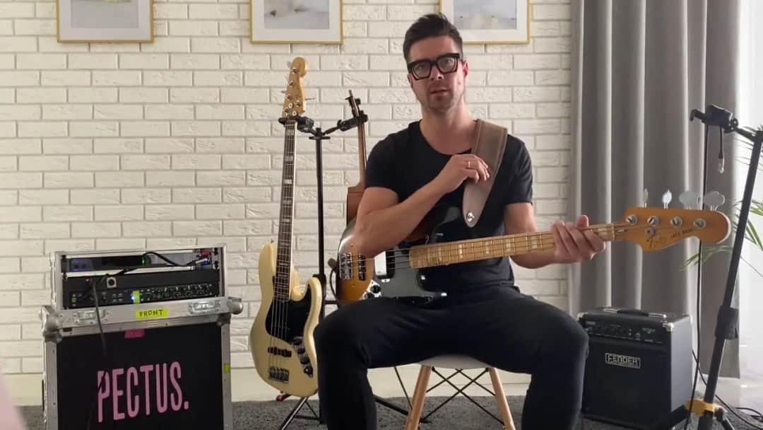 Chcesz zagrać na basie? Oto porady dla początkujących